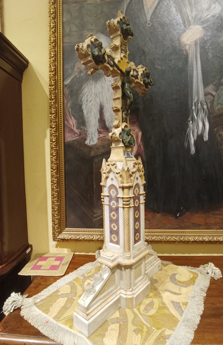 Mid-19th Century Marble And Semi-precious Stone Crucifix-photo-3