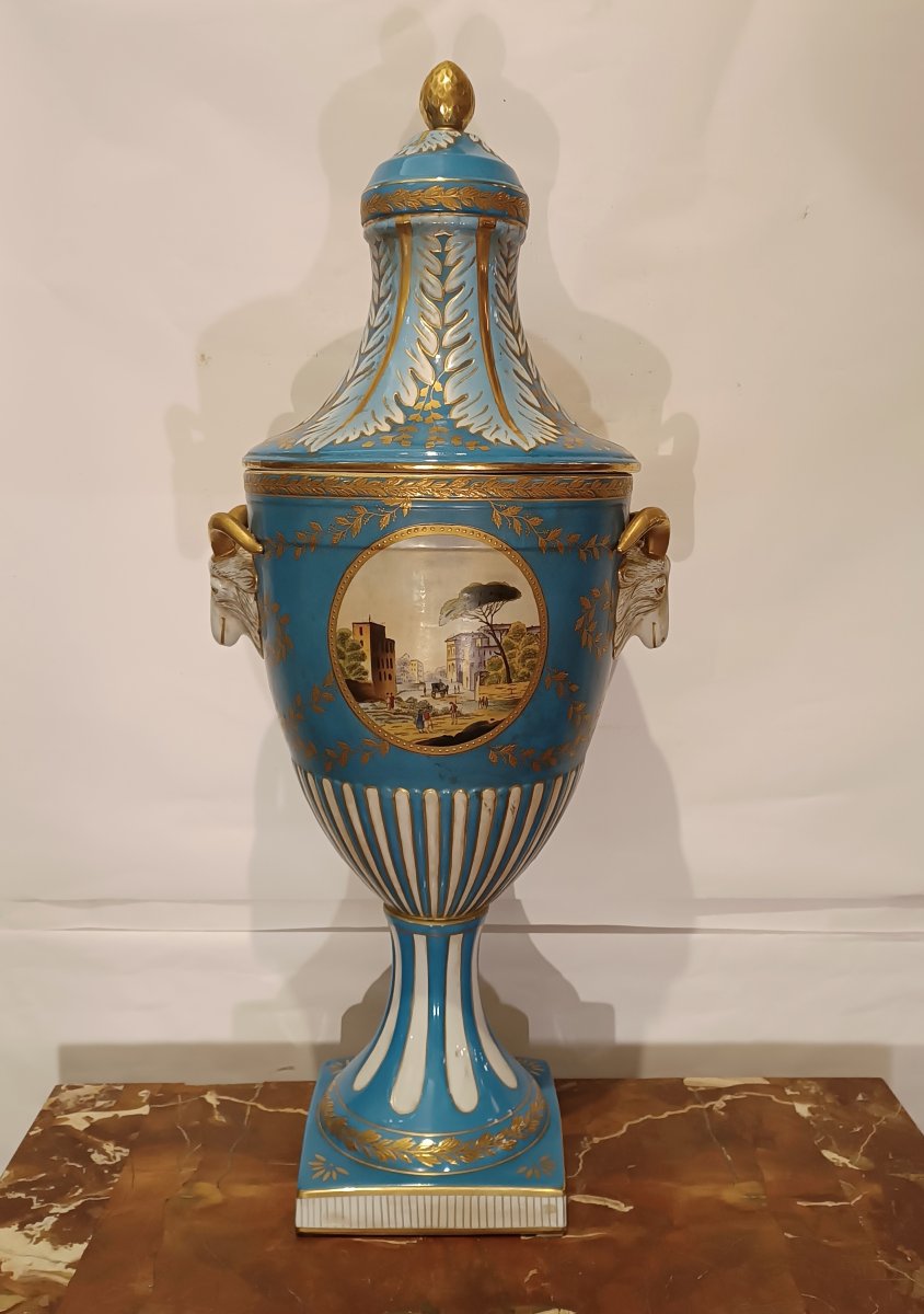 VASE EN PORCELAINE BLEUE SECONDE MOITIÉ DU 19ème SIÈCLE-photo-4