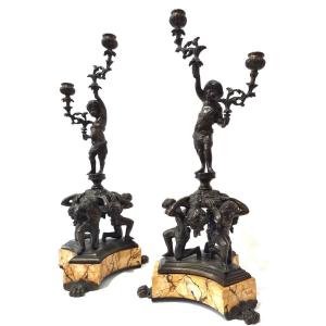 Paire De Candélabres En Bronze 