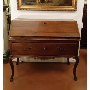  Mid-18th Century Louis XV Walnut Parmesan Drop-off Table