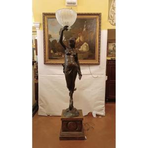 Second Half Of The 19th Century Lamp With Bronze Sculpture Of The Goddess Of Fortune