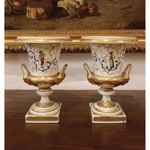 PAIRE DE VASES EN PORCELAINE EMPIRE DÉBUT DU 19ème SIÈCLE