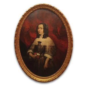 Second Half Of The 18th Century Oval Portrait Of A Young Woman
