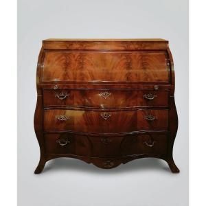 Second Half Of The 18th Century Neoclassical Walnut Roller Folding Table