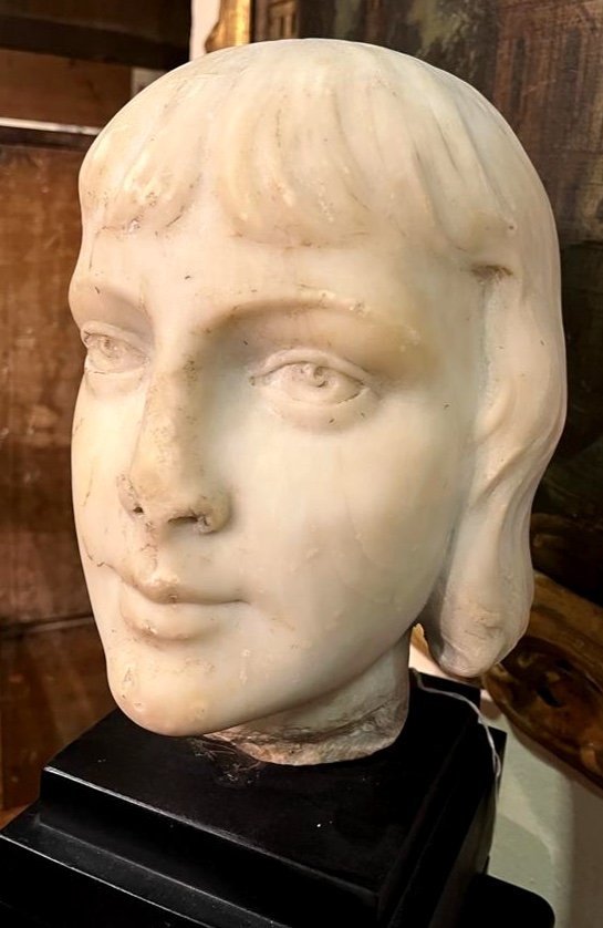 Rare Child's Head In White Carrara Marble, 17-18th Century (?), 25cm.-photo-2