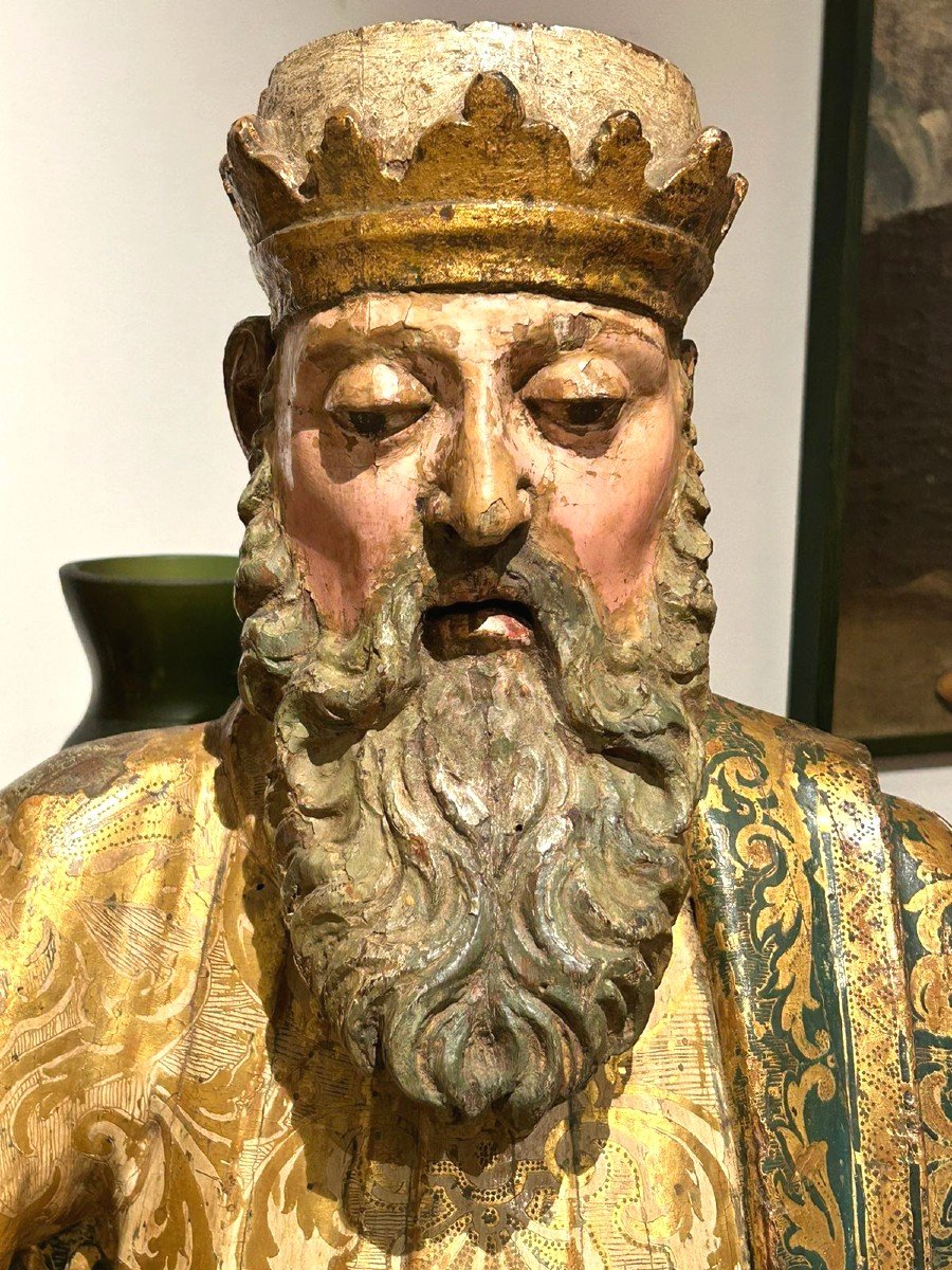 Sculpture d'Un Saint En Bois Polychrome Et Riche Décor ''estofado De Oro'', 1ère Moitié Du XVIs-photo-4
