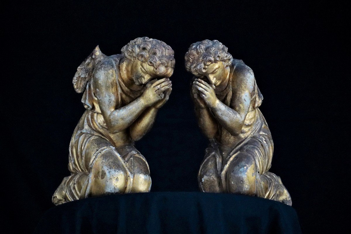 Pair Of Kneeling Angels In Carved And Gilded Wood. Central Italy, 17th Century.-photo-3