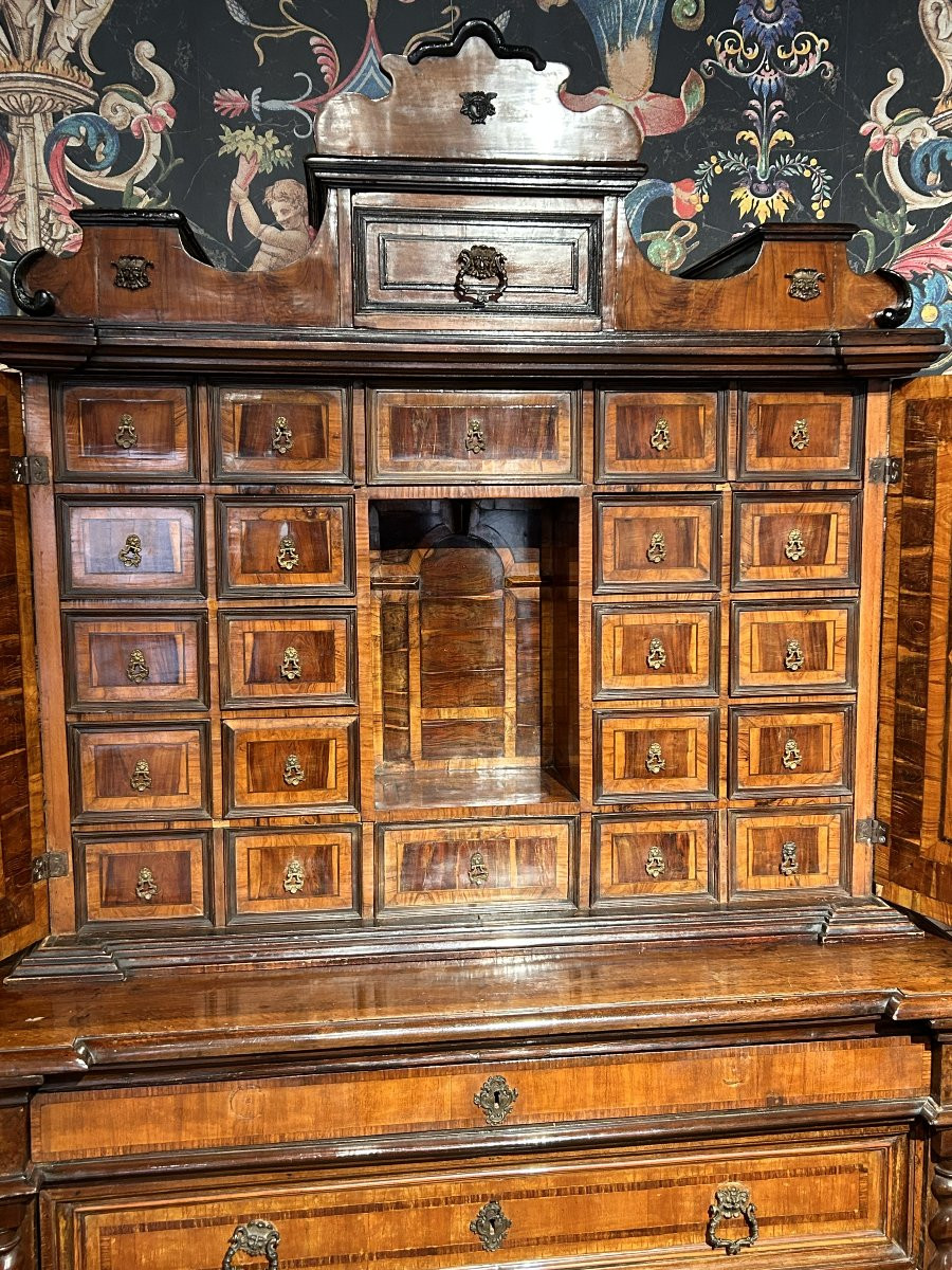 Elegant Double-body Cabinet With Coin Cabinet In Fine Woods. Rome, Last Quarter Of The XVIIth-photo-4