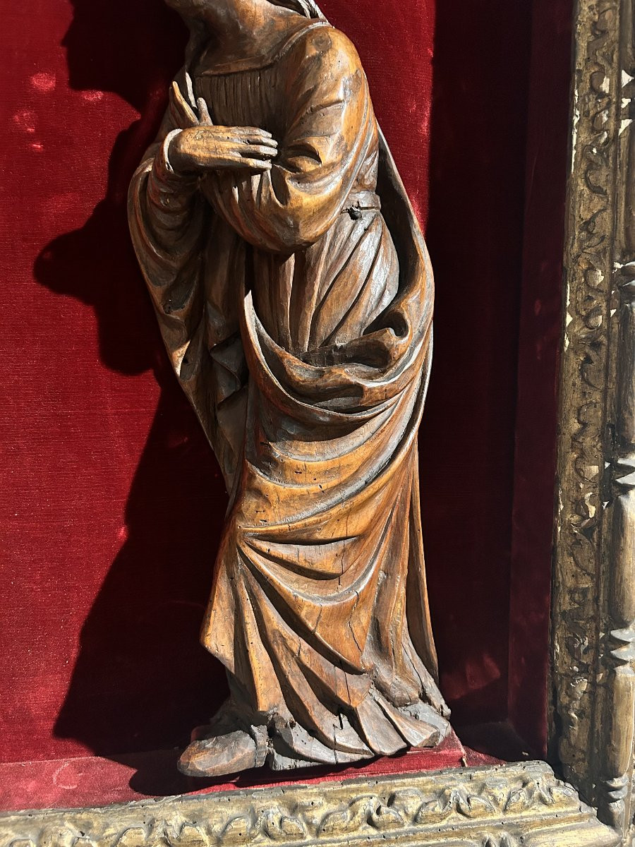 Annunciation In Carved Wood Within A Finely Carved Frame, 1st Half Of The 17th Century.-photo-4