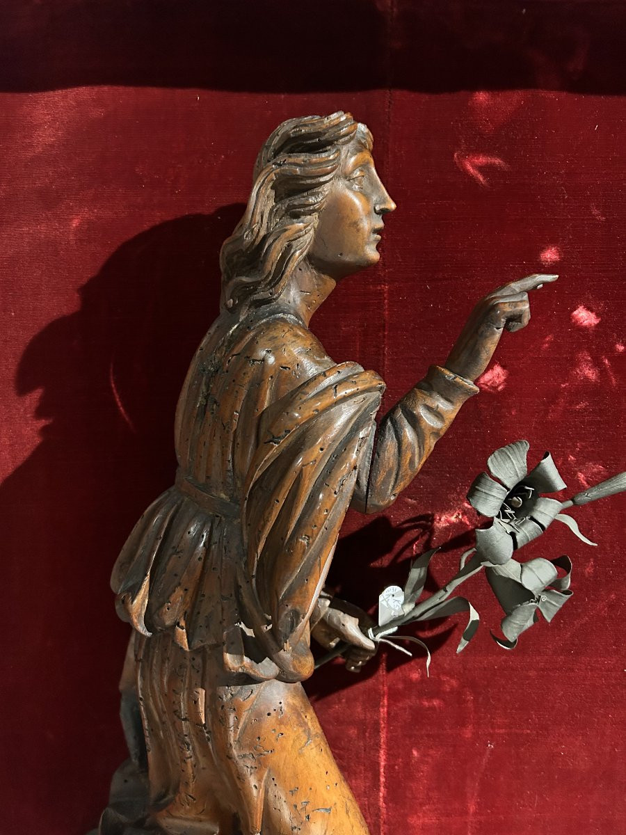 Annunciation In Carved Wood Within A Finely Carved Frame, 1st Half Of The 17th Century.-photo-6