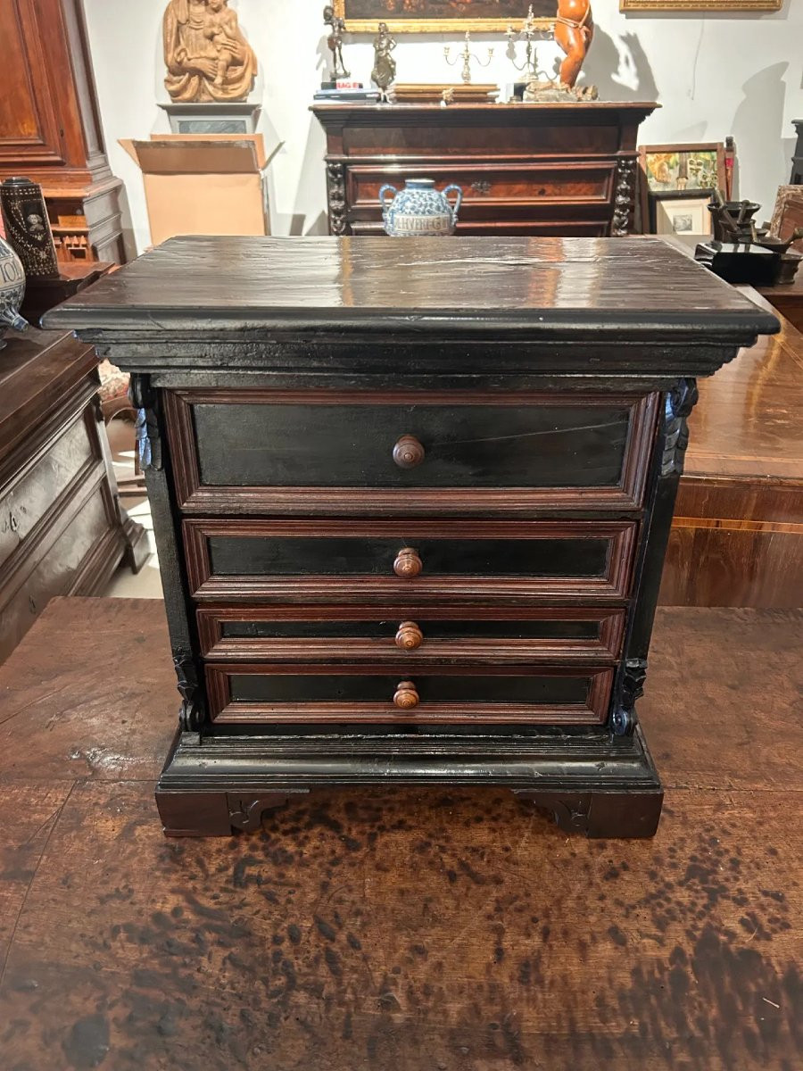 Unusual Walnut Model Of XVIIth Chest Of Drawers.-photo-3