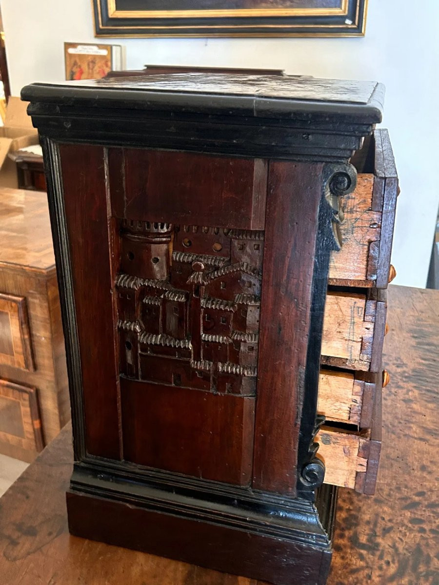 Unusual Walnut Model Of XVIIth Chest Of Drawers.-photo-4