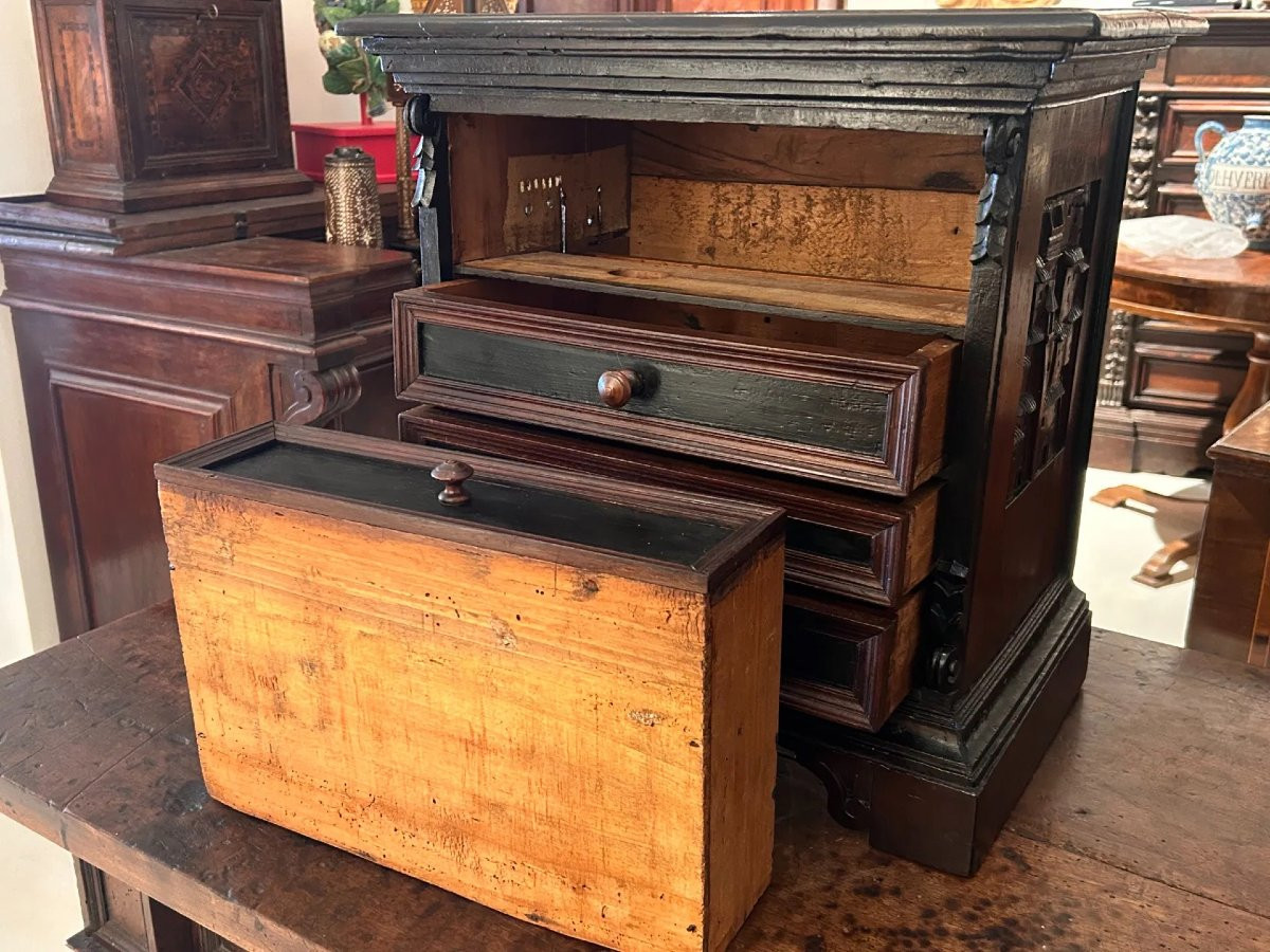 Unusual Walnut Model Of XVIIth Chest Of Drawers.-photo-1