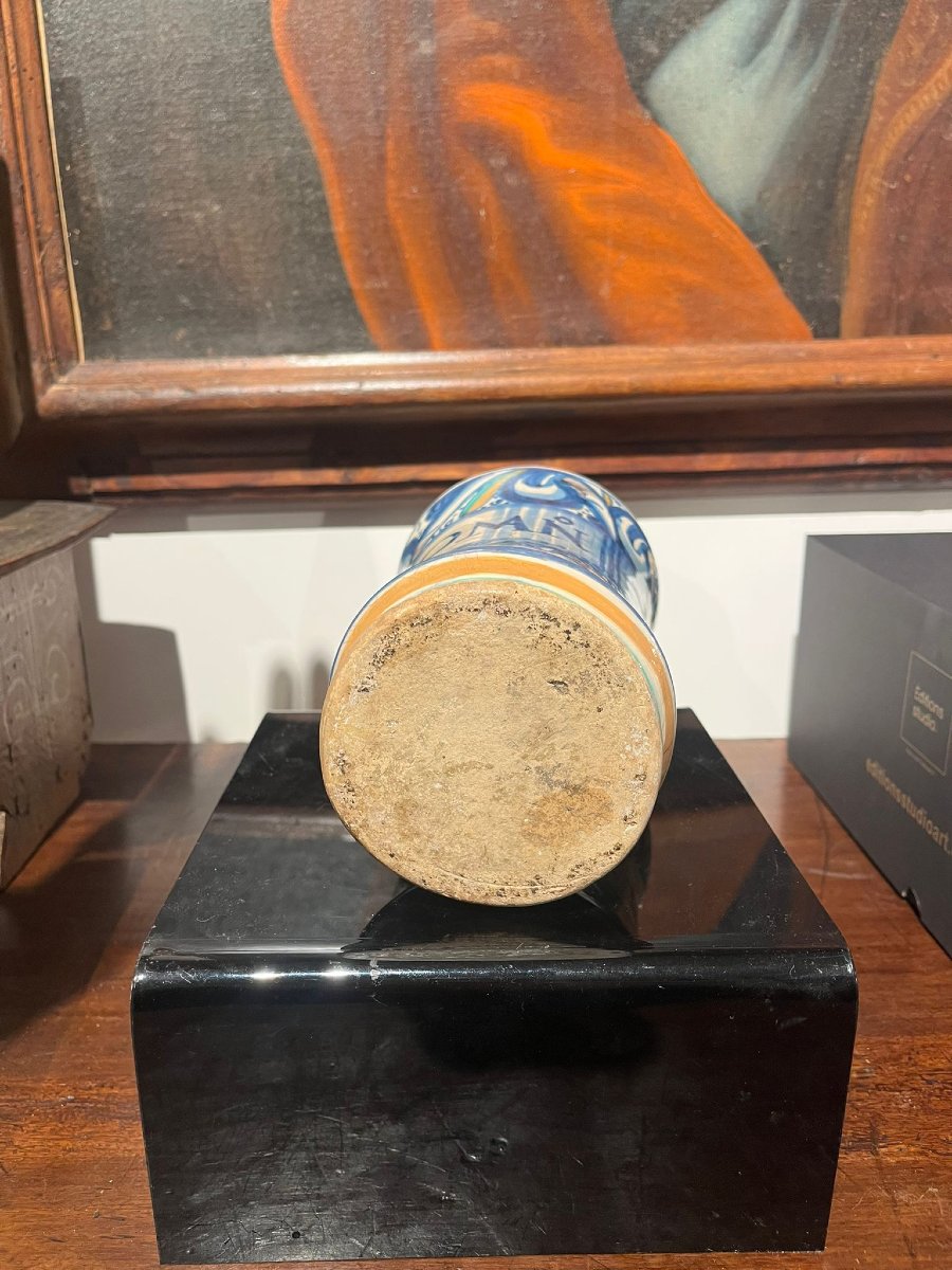 Montelupo Pharmacy Jar, First Half Of The 16th Century.-photo-2