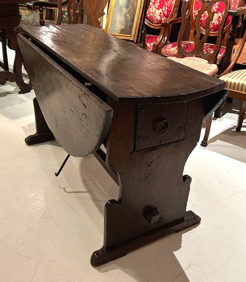 Table Ancienne En Bois De Noyer. Ombrie, 16ème Siècle-photo-3