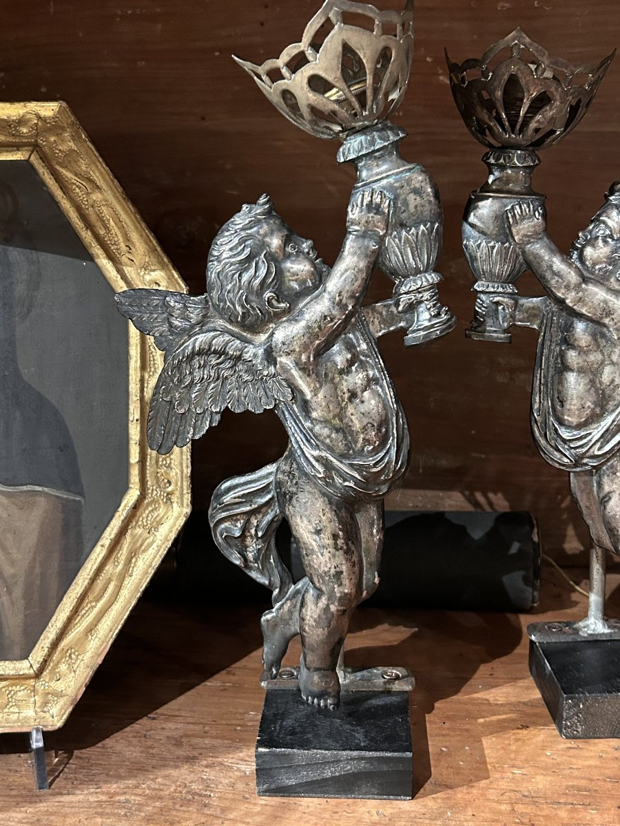 Paire d'angelots porte-lampes de la première moitié du XIXe siècle, France.-photo-2