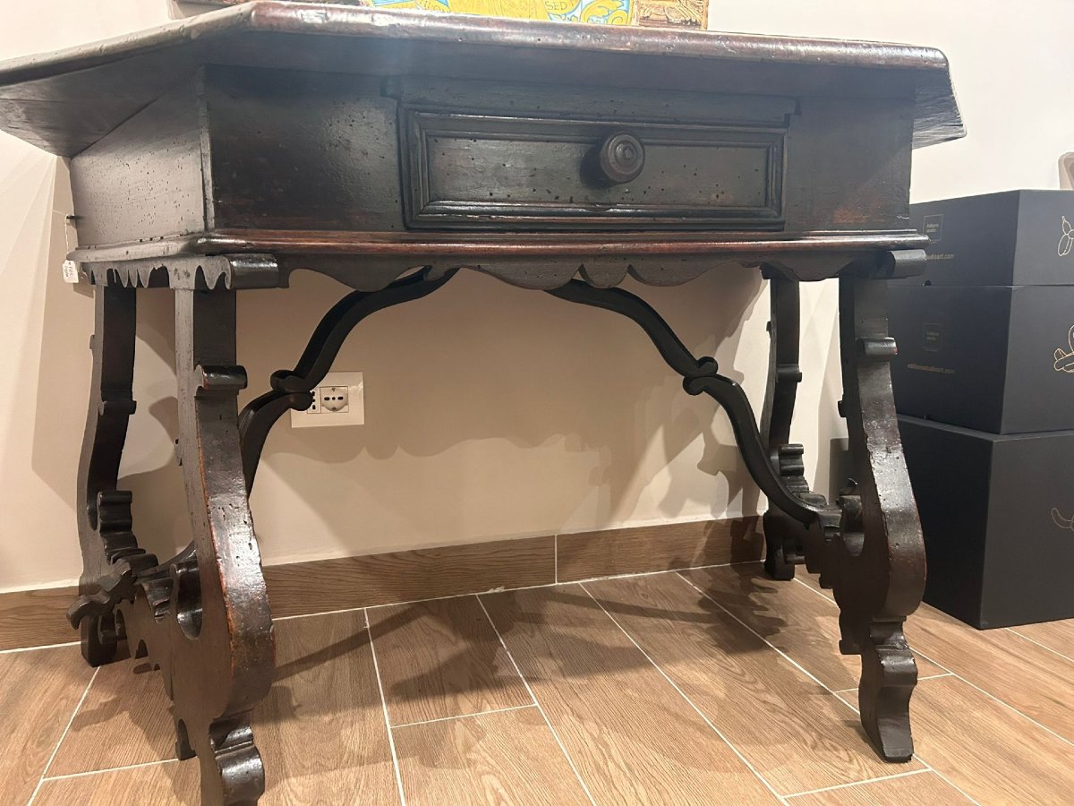 Toscane Walnut Console From The 16th Century.-photo-3