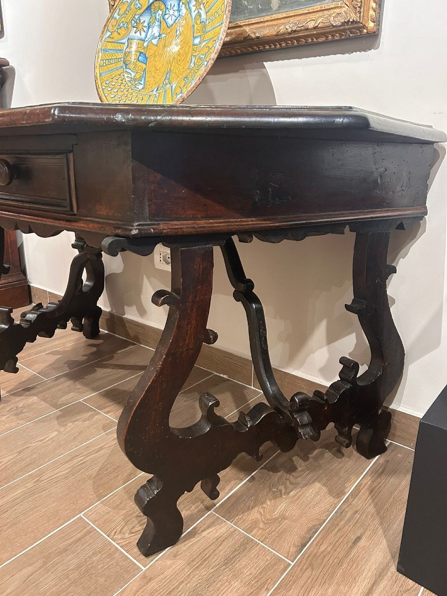 Toscane Walnut Console From The 16th Century.-photo-3