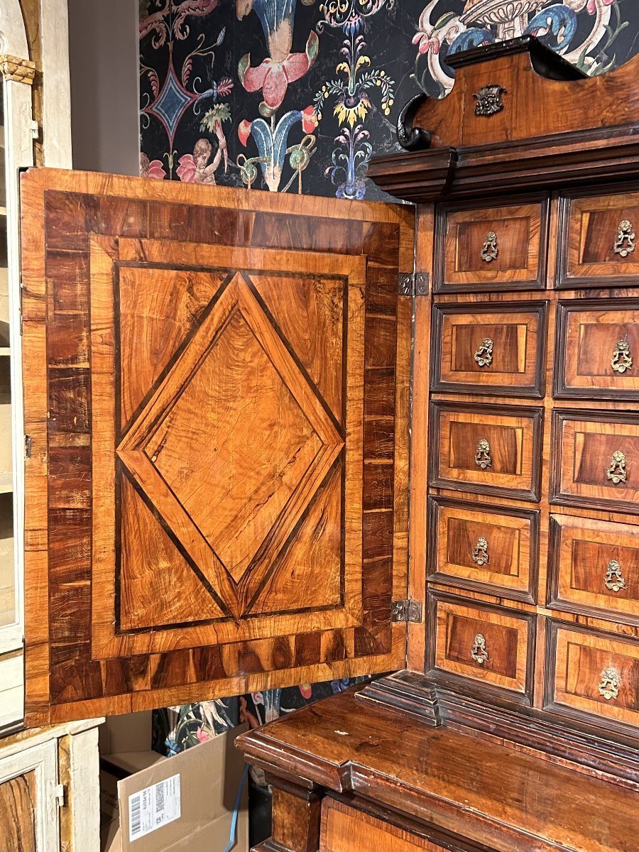 Elegant Double-body Cabinet With Coin Cabinet In Fine Woods. Rome, Last Quarter Of The XVIIth-photo-3