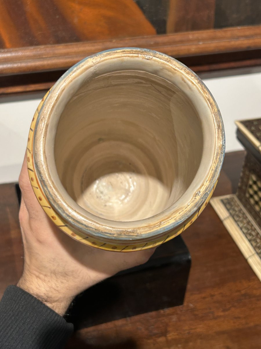 Grand vase albarello de Montelupo à motifs grotesques, seconde moitié du XVIe siècle.-photo-1