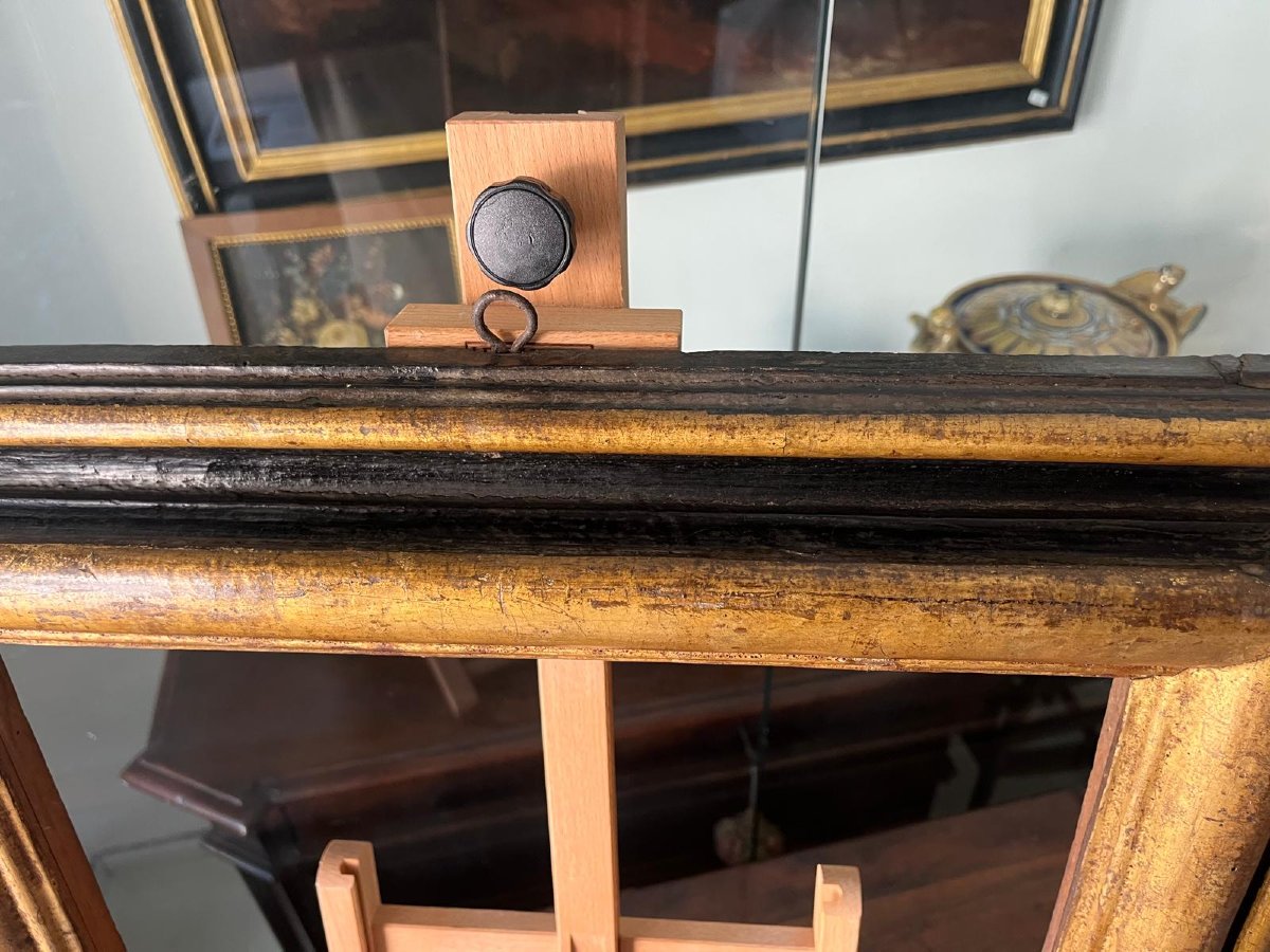 Cadre en laque et or du XVIIe siècle.-photo-1