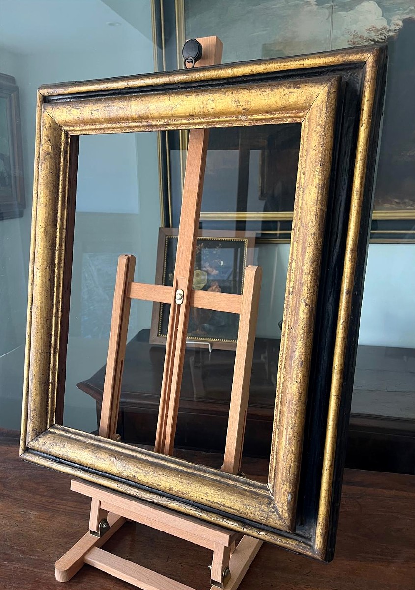 Cadre en laque et or du XVIIe siècle.