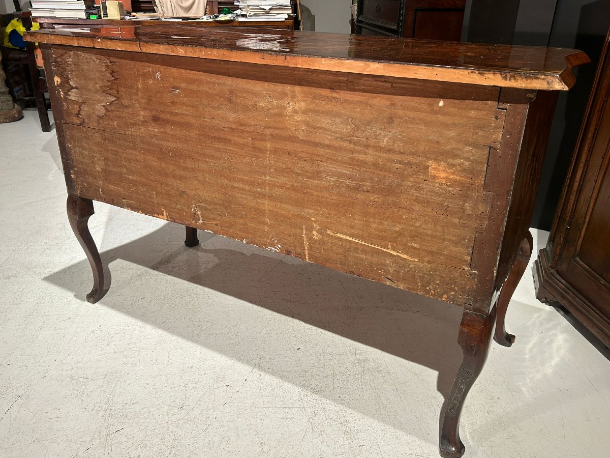 Louis XV-style Carved Chest Of Drawers In Walnut Burl, Ferrara, Mid-18th Century.-photo-4
