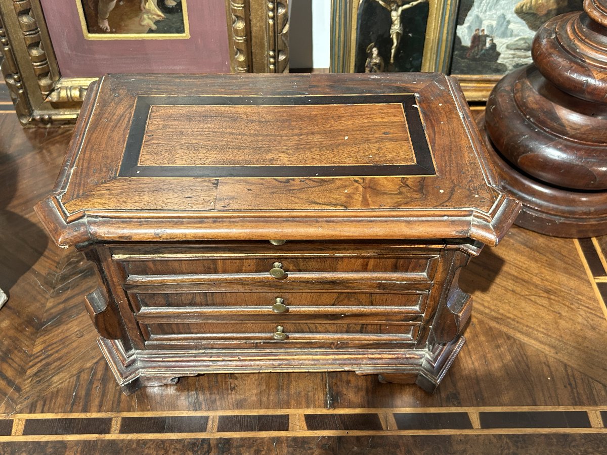 A Rare 17th-century Model Of A Tuscan Canterano Made Of Fine Woods.-photo-2