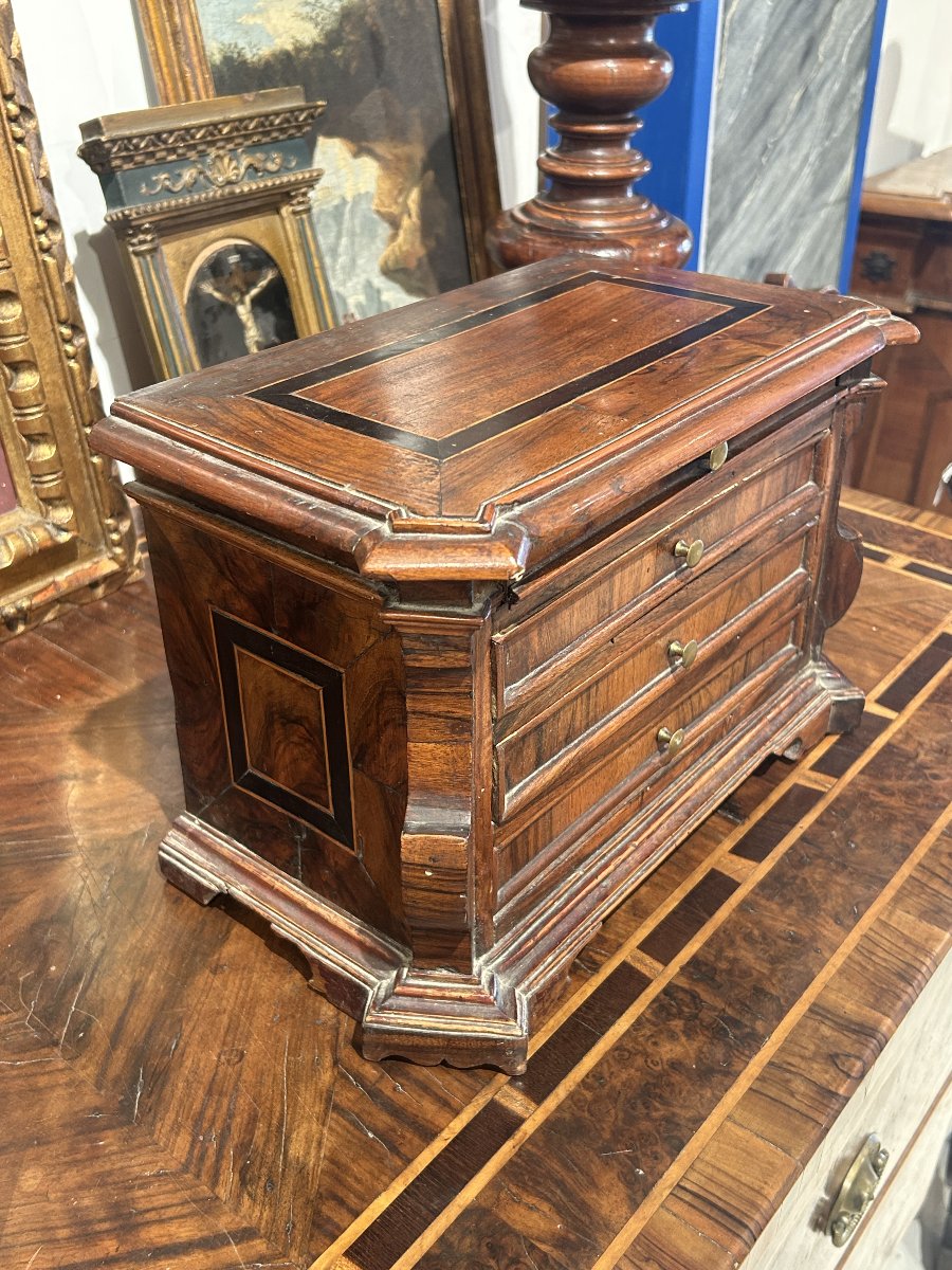 A Rare 17th-century Model Of A Tuscan Canterano Made Of Fine Woods.-photo-5