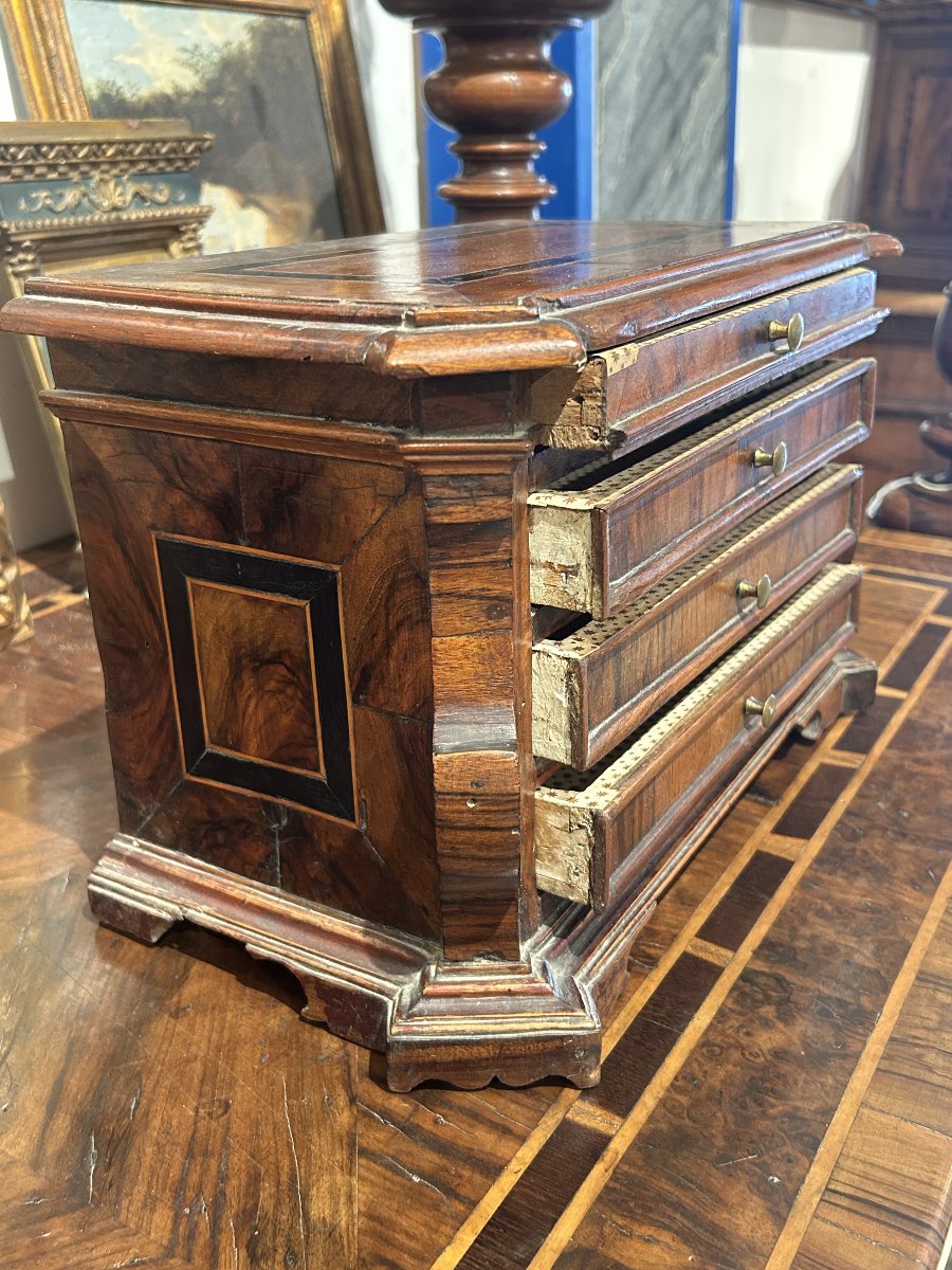 A Rare 17th-century Model Of A Tuscan Canterano Made Of Fine Woods.-photo-2