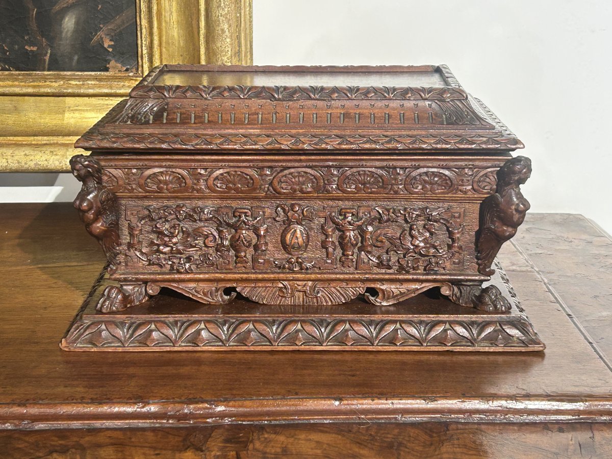A Finely Carved Renaissance-style Wedding Chest. Made In The 19th Century.-photo-2