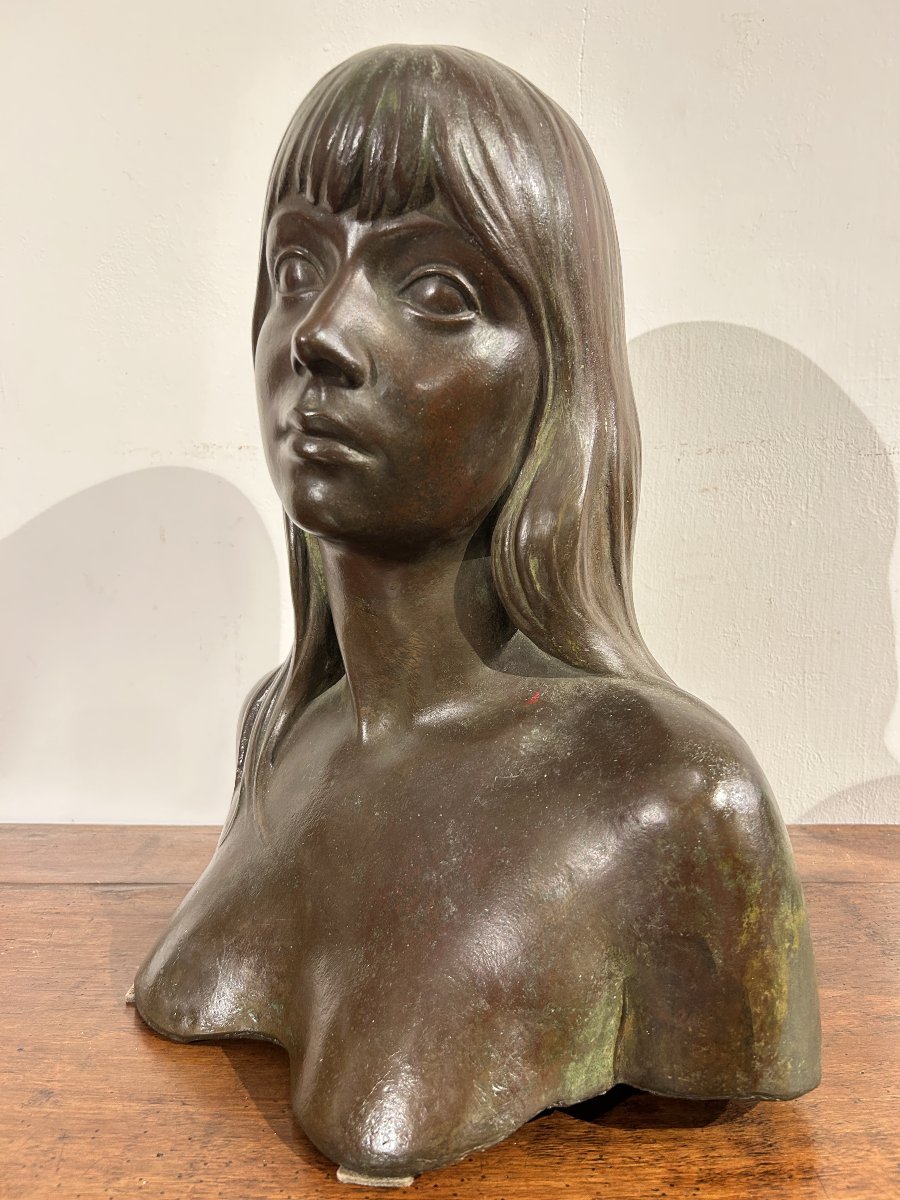Buste féminin, sculpture en bronze signée Baiardi, 40 x 47 cm.-photo-3