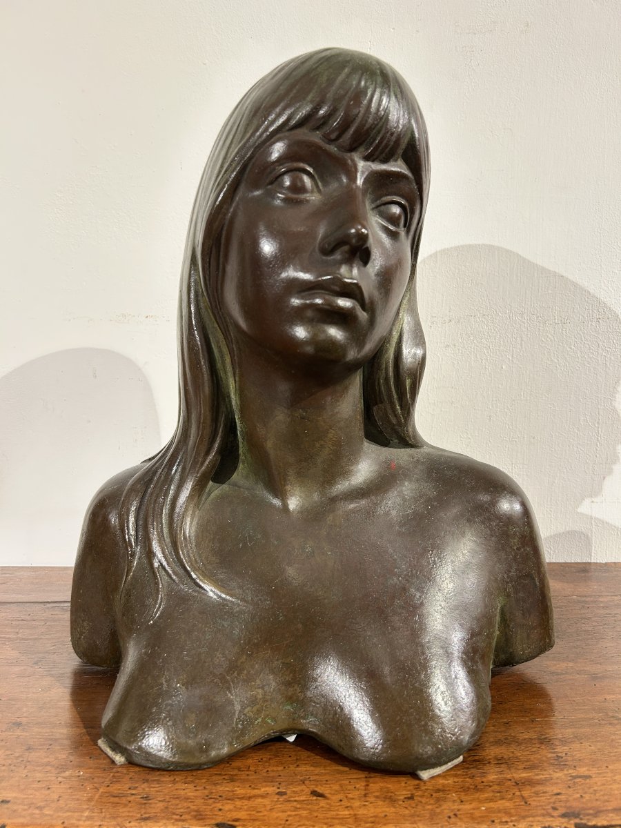 Buste féminin, sculpture en bronze signée Baiardi, 40 x 47 cm.-photo-4