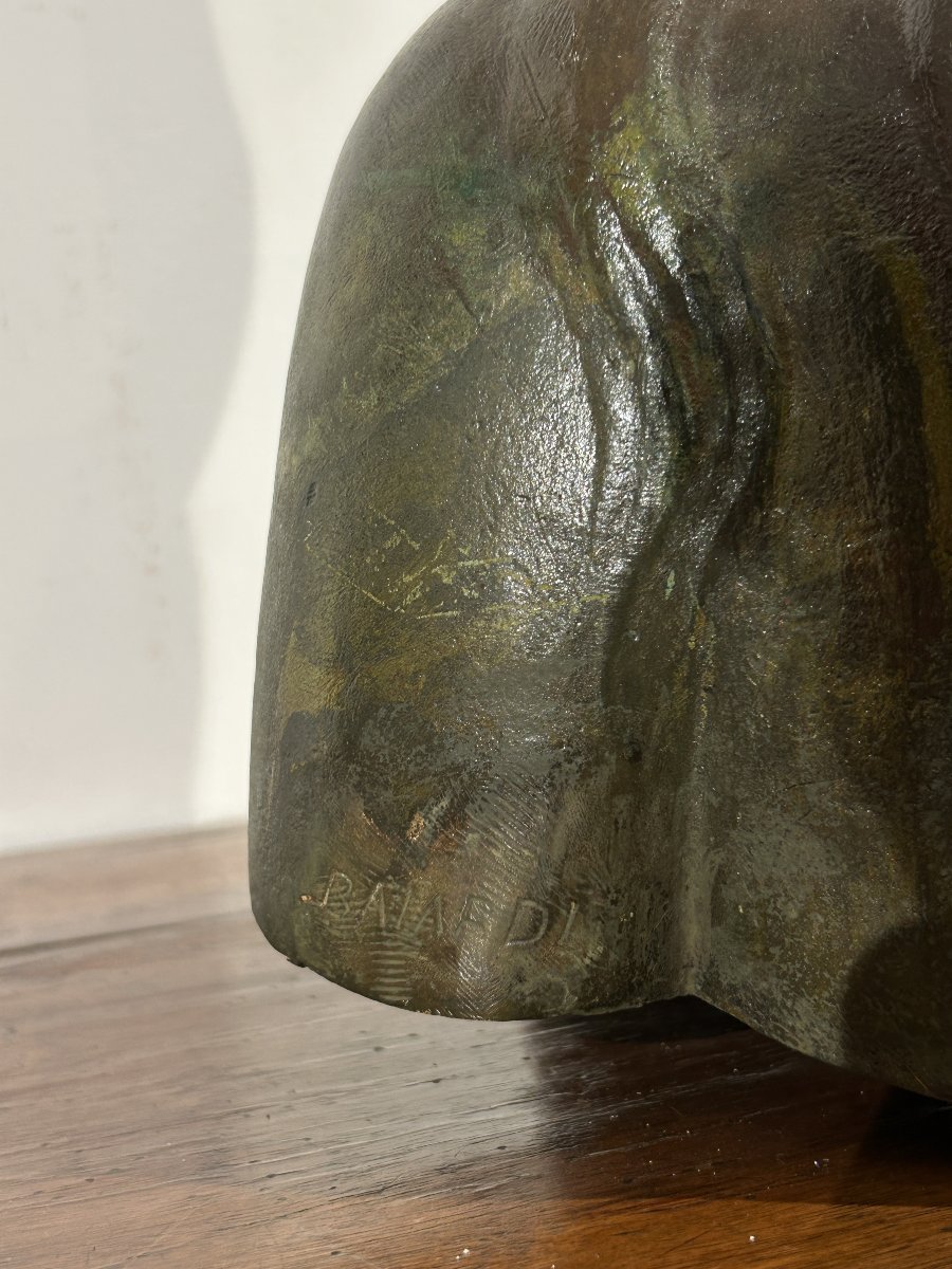 Buste féminin, sculpture en bronze signée Baiardi, 40 x 47 cm.-photo-2