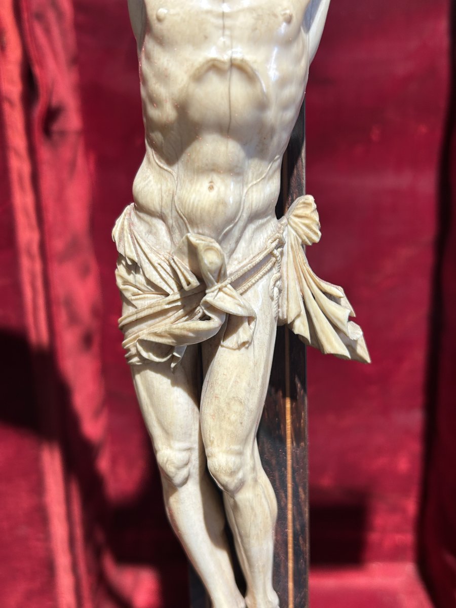 Christ In Ivory, Rome, Second Half Of The 17th Century. (cites-compliant)-photo-1