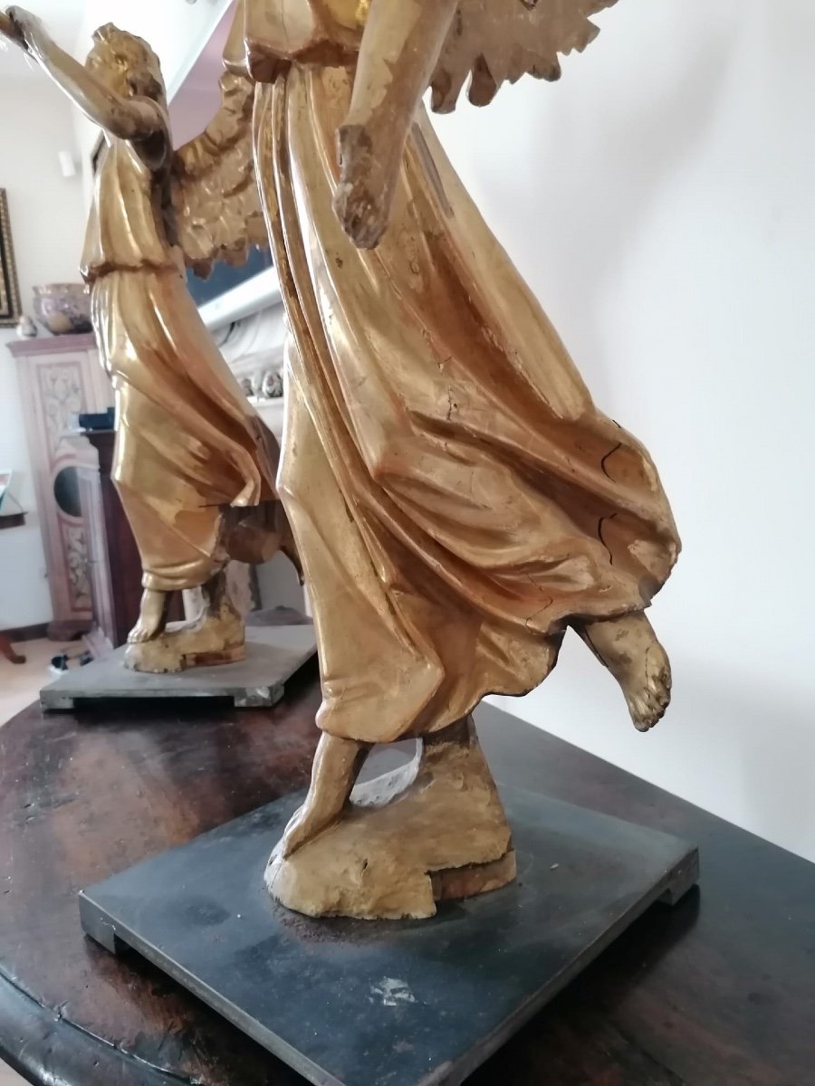 Paire d'Anges Musiciens Tard-baroques En Bois Doré. Italie, 70 Cm -photo-5