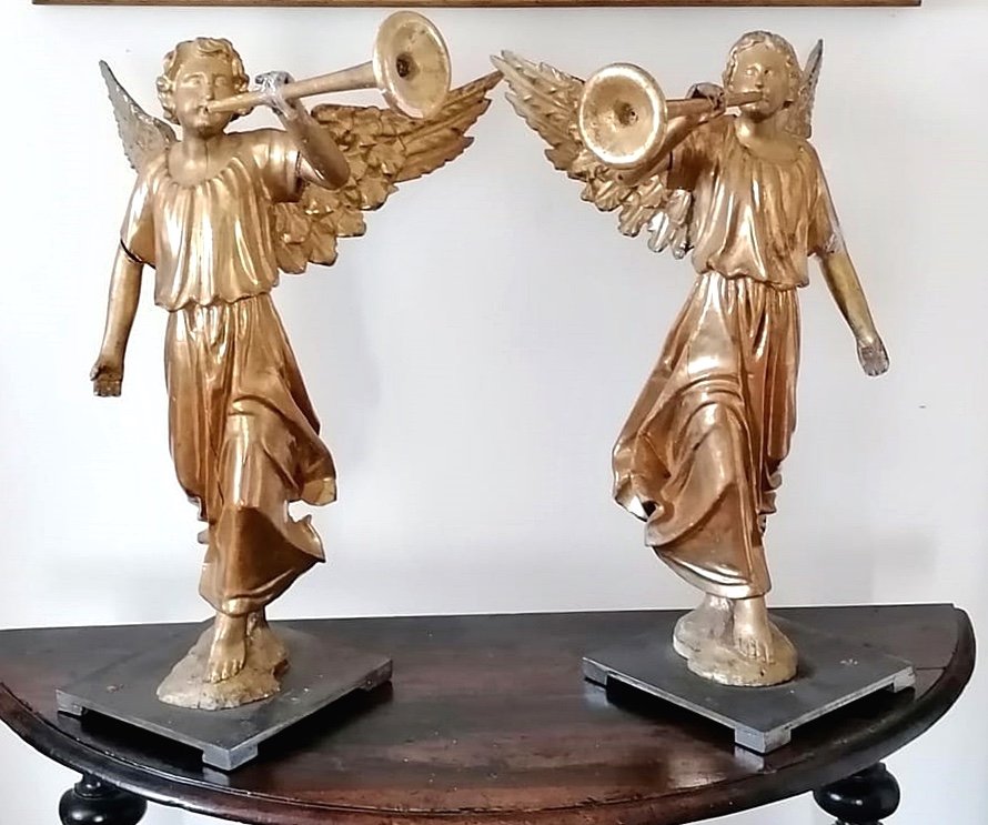 Magnificent Pair Of Italian Late Baroque Musical Angels In Golden Wood, 70 Cm