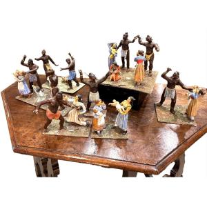 Diorama Ancien Composé De Figurines En Terre Cuite Polychrome Du Massacre Des Innocents, Naples