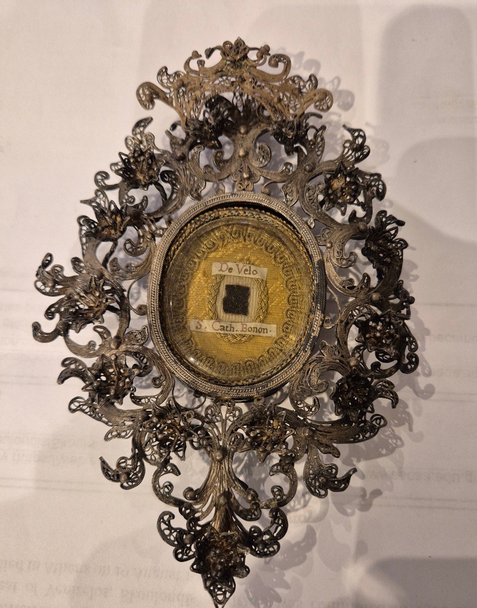 Reliquaire En Filigrane d'Argent Du XVIIIe Siècle