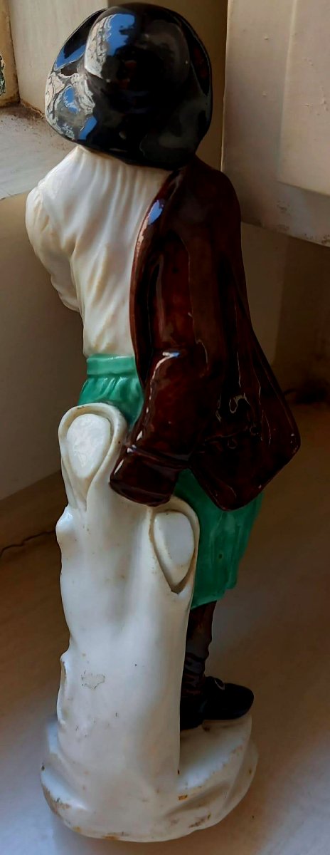 Paire des figures en porcelaine de Naples Real Fabbrica XVIII century-photo-3