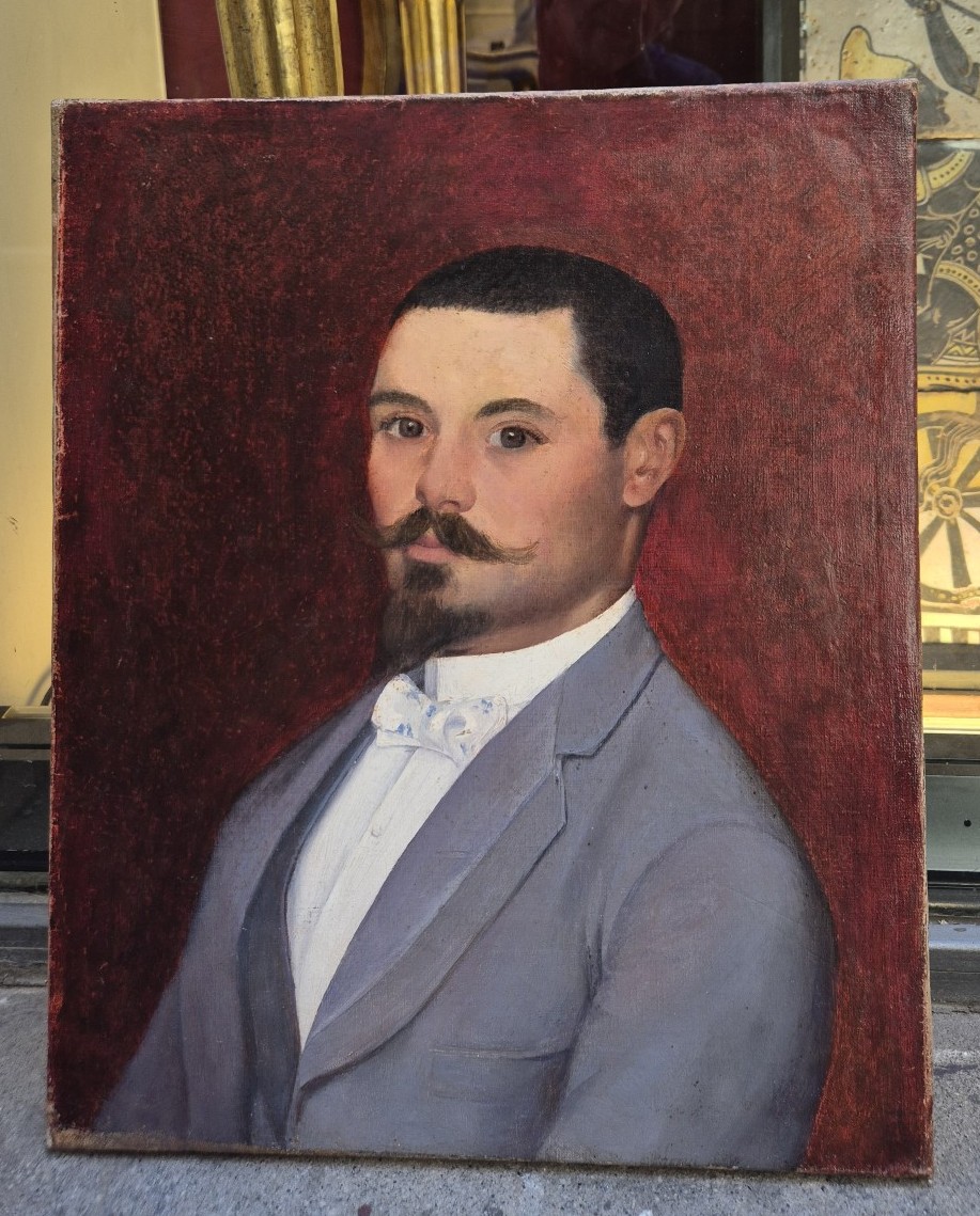 portrait d'un homme  avec noeud papillon Tableau , France XIXème Siècle -photo-3