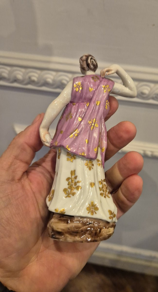 Figurine en porcelaine Doccia XVIIIéme siécle-photo-3