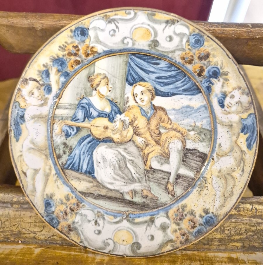 18th-century Castelli Majolica Saucer 