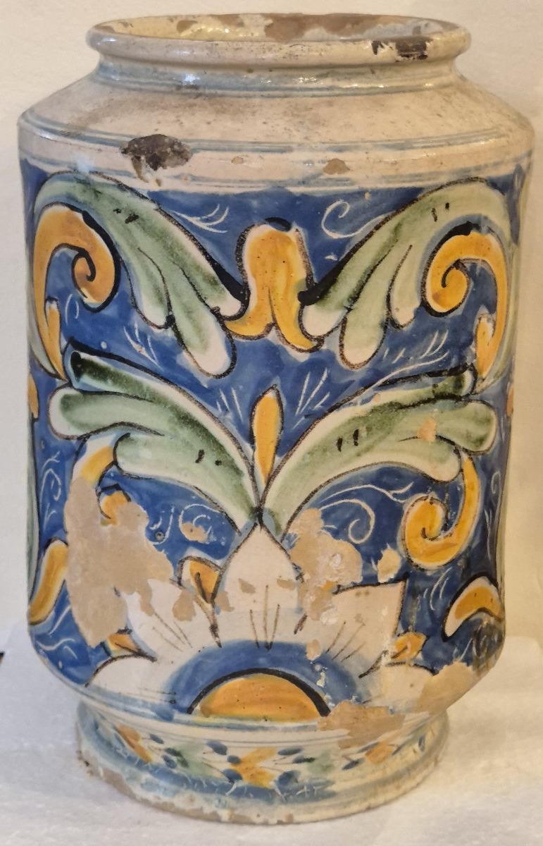 18th-century Caltagirone, Sicily, Majolica Albarello-photo-2