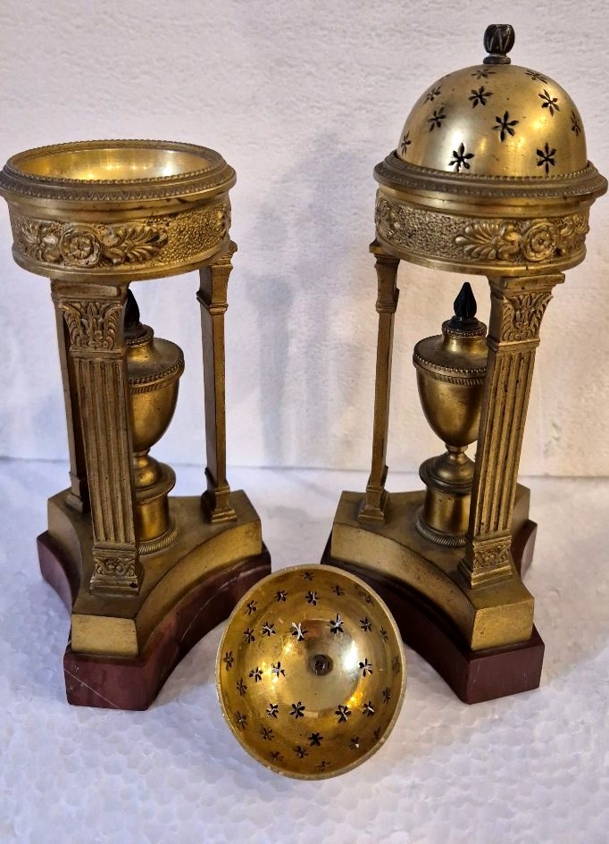 Pair Of Gilt-bronze Incense Burners, Empire Style, France Or The Baltic Region, 19th Century-photo-3