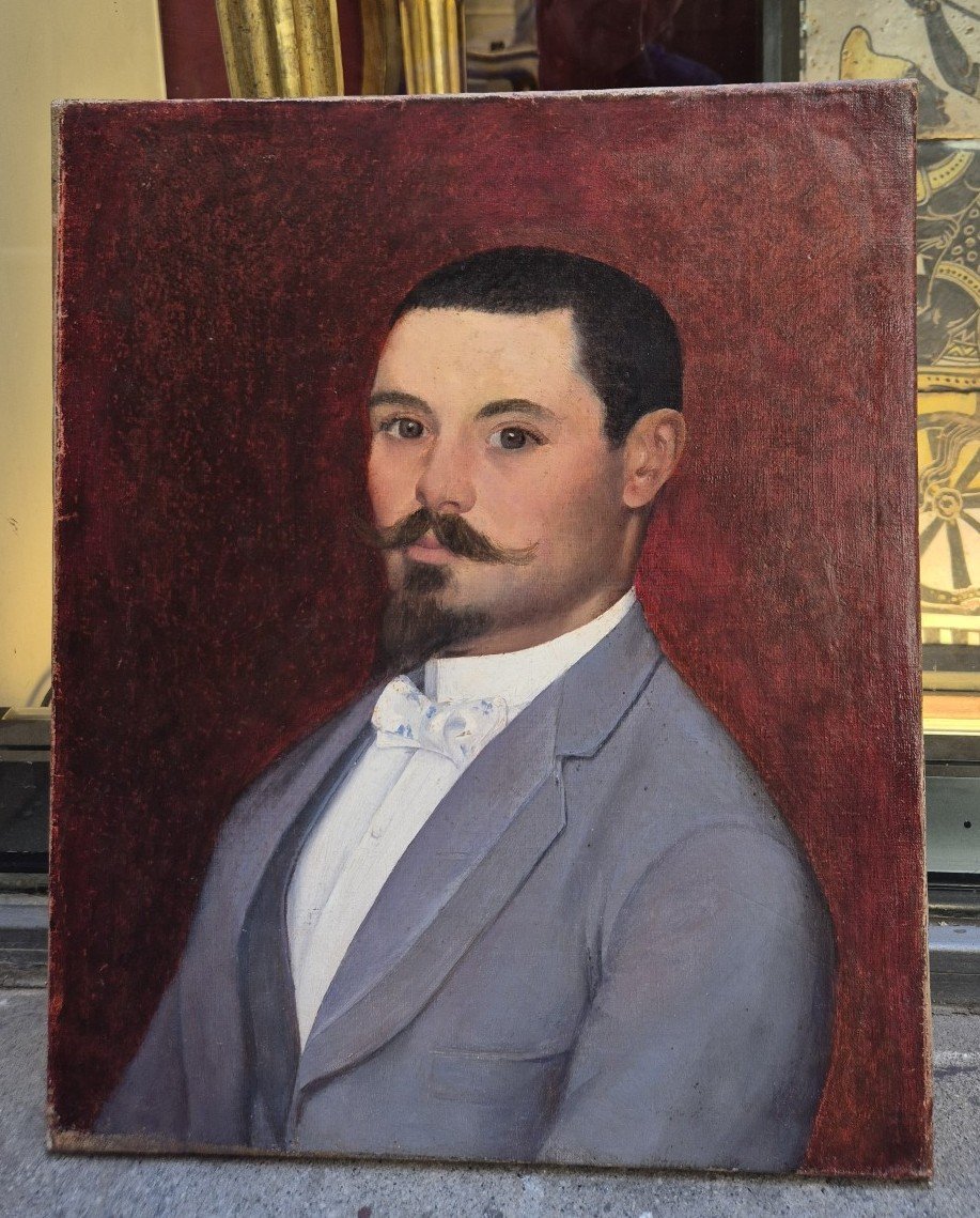 portrait d'un homme  avec noeud papillon Tableau , France XIXème Siècle -photo-4