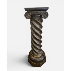 colonne torsadée à chapiteau ionique, marbre . italie XIXe siècle 