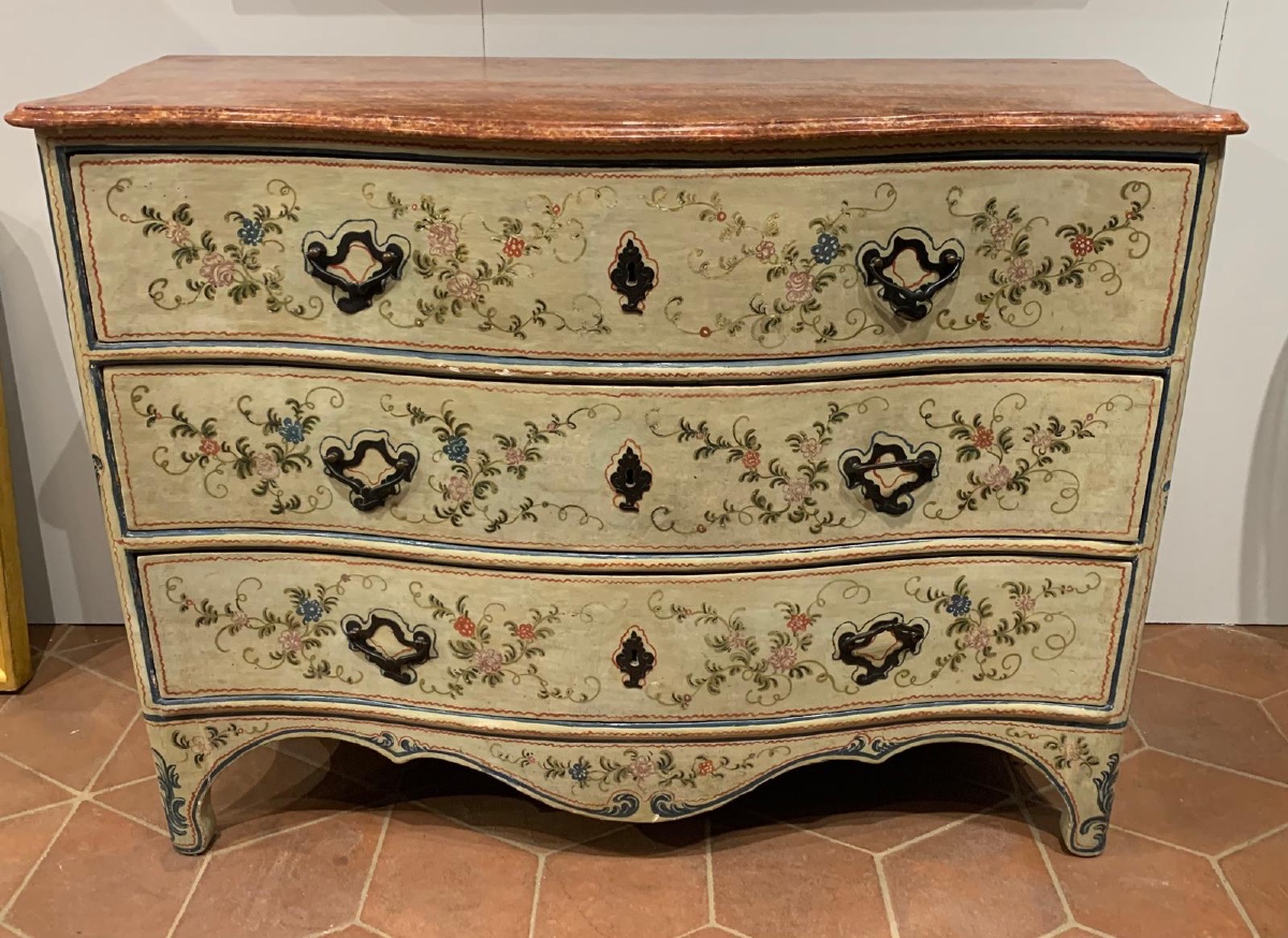 Commode laquée 