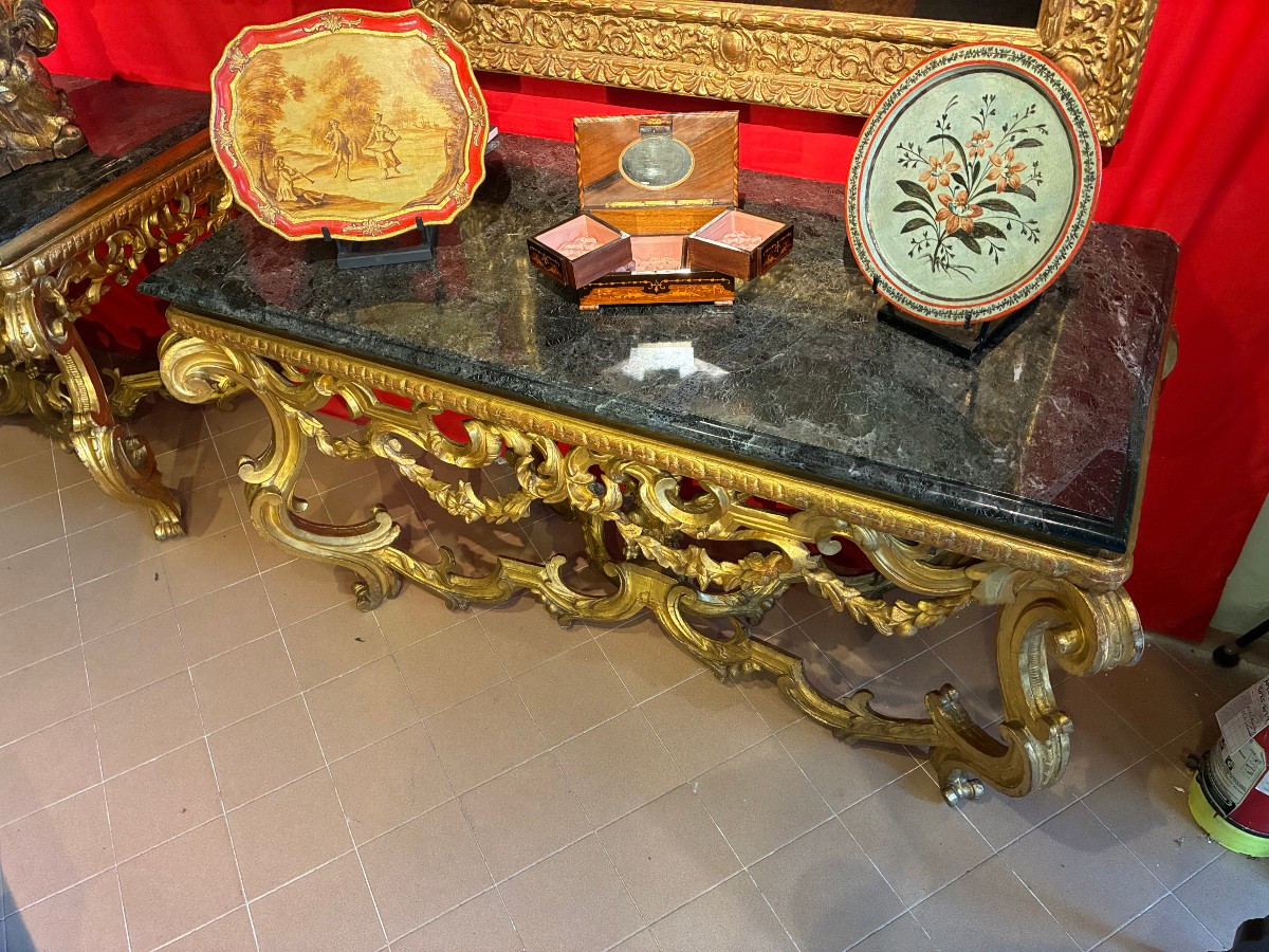 Paire de consoles en bois doré d'Émilie-Romagne, à plateau en marbre, début du XVIIIe siècle-photo-4