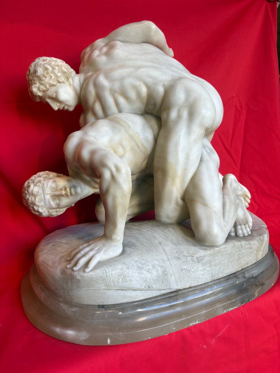 Paire de lutteurs romains en marbre de Carrare, début du XIXe siècle.-photo-2